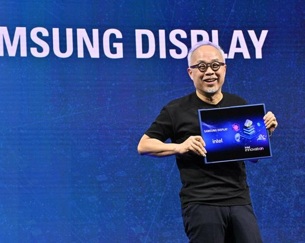 Lenovo выпустит планшет со сдвижным дисплеем Samsung в 2025 году